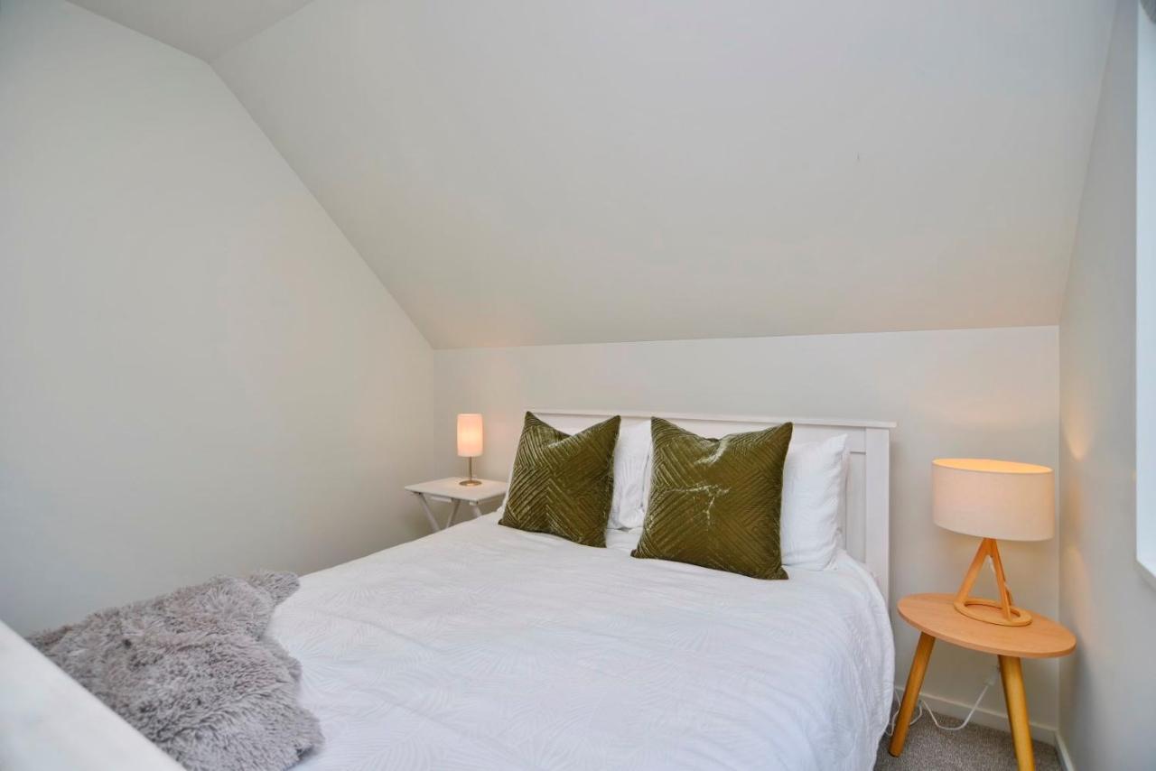 Dickens St - Christchurch Holiday Homes Zewnętrze zdjęcie