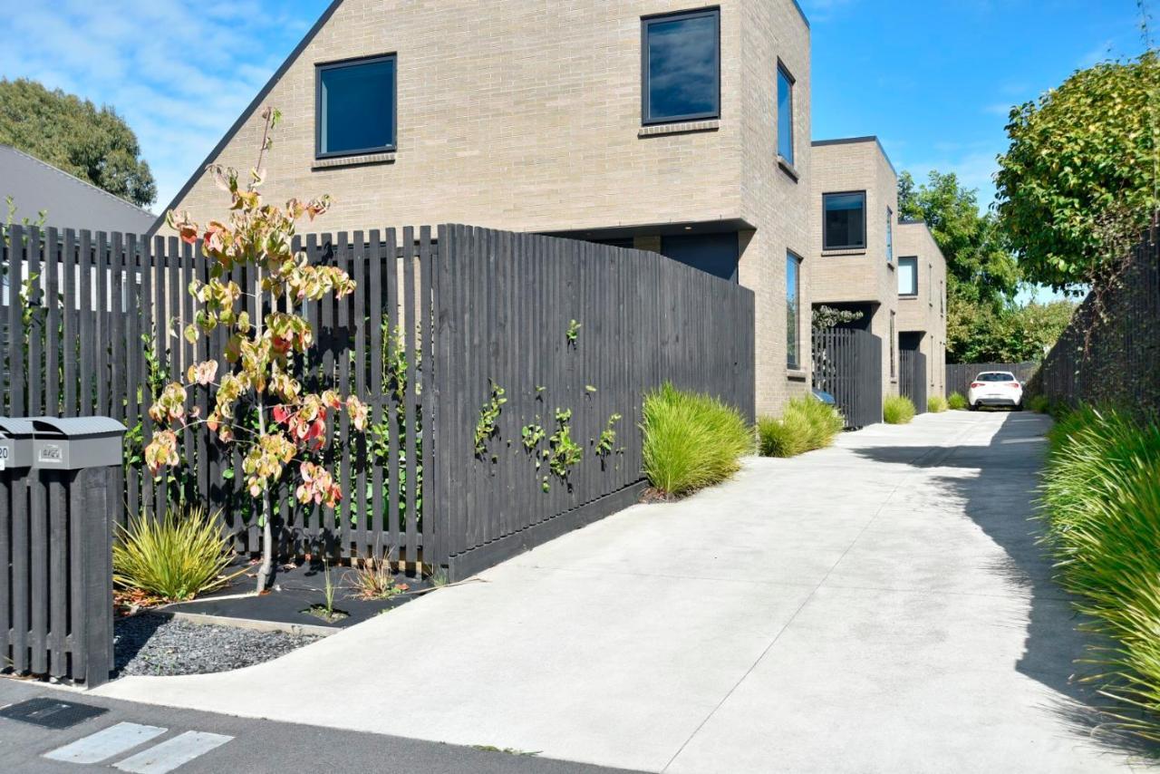 Dickens St - Christchurch Holiday Homes Zewnętrze zdjęcie