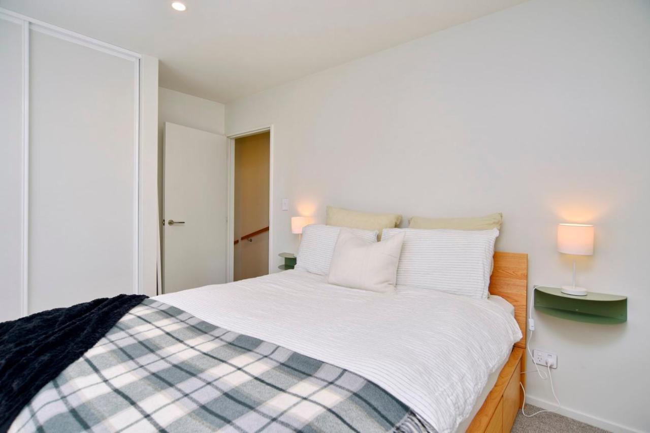Dickens St - Christchurch Holiday Homes Zewnętrze zdjęcie
